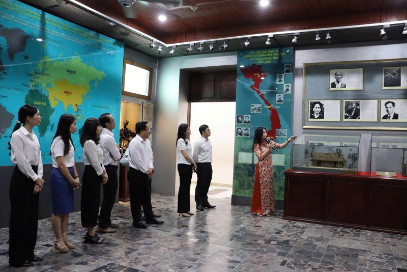 Hoạt động kỷ niệm 96 năm Ngày thành lập Đảng Cộng sản Việt Nam (03/02/1930 – 03/02/2026) tại Chi cục Trồng trọt và Bảo vệ thực vật Thành phố Hồ Chí Minh